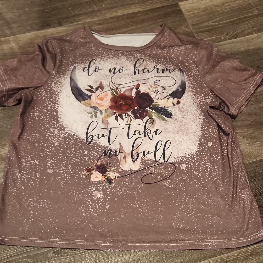SHEIN 1XL TSHIRT
